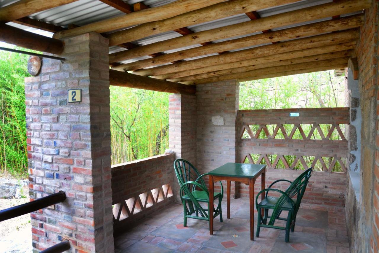 La Toma Complejo De Montana - Cabanas Y Habitaciones En Hosteria 미나 클라베로 외부 사진