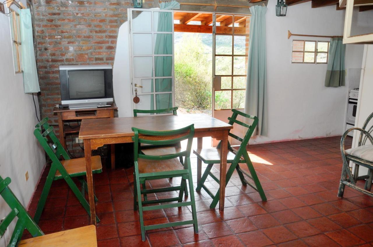 La Toma Complejo De Montana - Cabanas Y Habitaciones En Hosteria 미나 클라베로 외부 사진